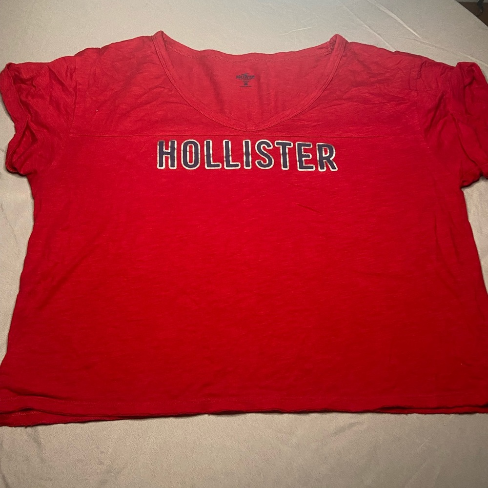 V-Neck Cropped Sleep Tee